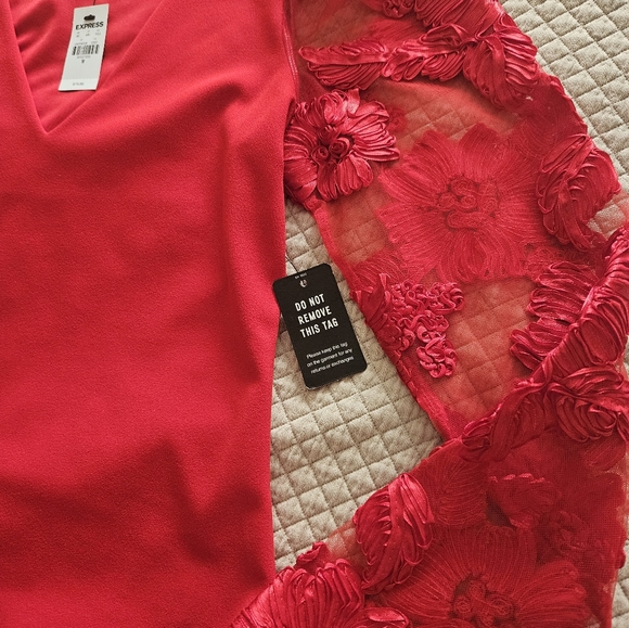 RED BODY SUIT SIZE M/ NWT - Picture 4 of 12